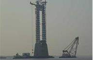 Prospective view of the construction site of the middle tower